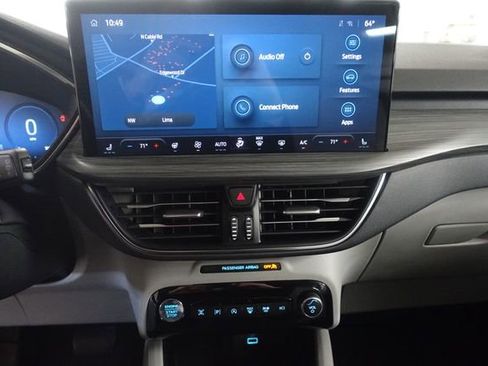 Used 2023 Ford Escape Platinum w/ Premium Technology Package AWD/4WD image 15