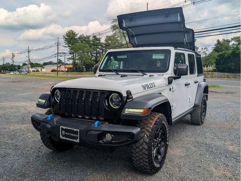 Used 2023 Jeep Wrangler Unlimited w/ Cold Weather Group AWD/4WD image 2