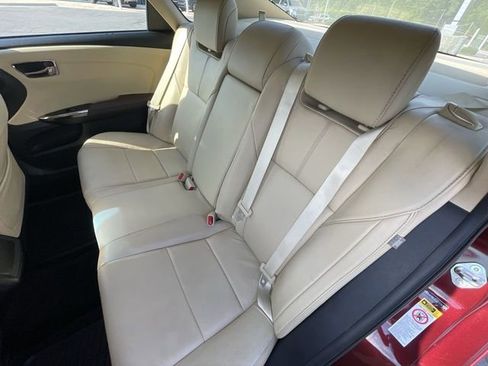 Used 2015 Toyota Avalon XLE Premium FWD image 16