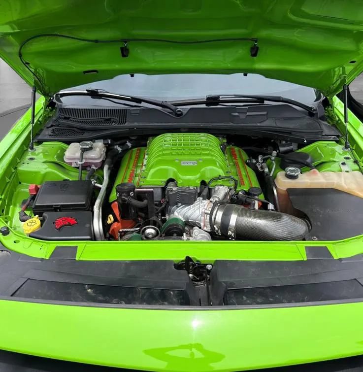 Used 2017 Dodge Challenger SRT Hellcat RWD image 20