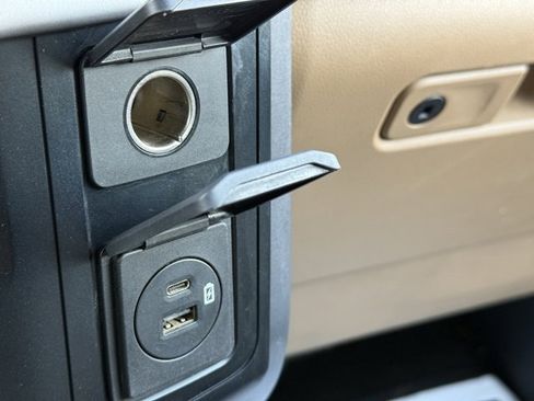 Used 2023 Ford F150 XLT image 29