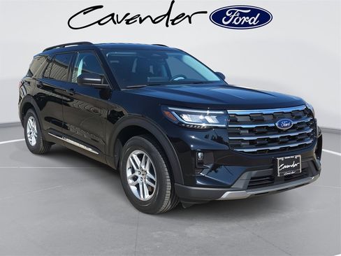 New 2025 Ford Explorer Active w/ Active Comfort Package image 4