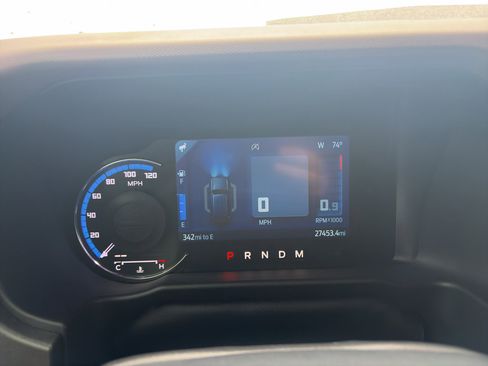 Used 2024 Ford Bronco Outer Banks AWD/4WD image 16