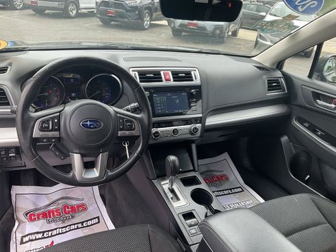 Used 2017 Subaru Outback 2.5i Premium AWD/4WD image 12