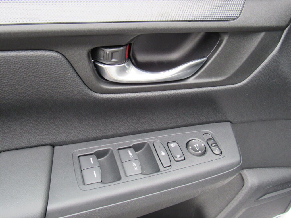 Used 2024 Honda CR-V EX image 16