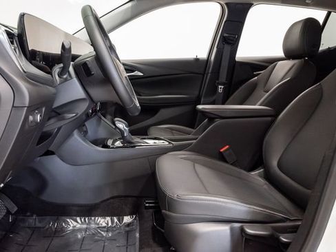 Used 2025 Buick Encore GX Preferred image 11