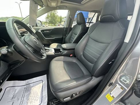 Used 2023 Toyota RAV4 XLE Premium AWD/4WD image 15