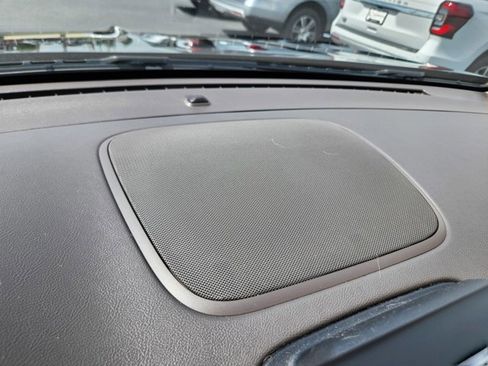 Used 2022 Lincoln Nautilus Reserve image 8