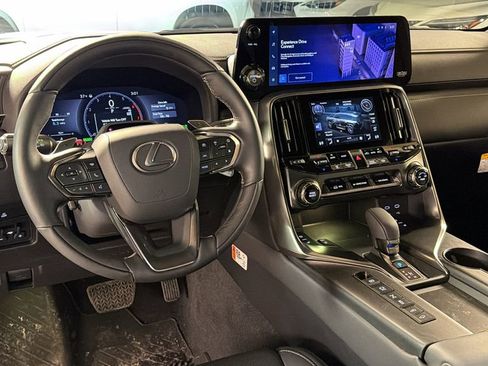 New 2025 Lexus LX 700h Luxury image 14