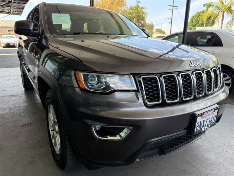 Used 2019 Jeep Grand Cherokee Laredo RWD image 8