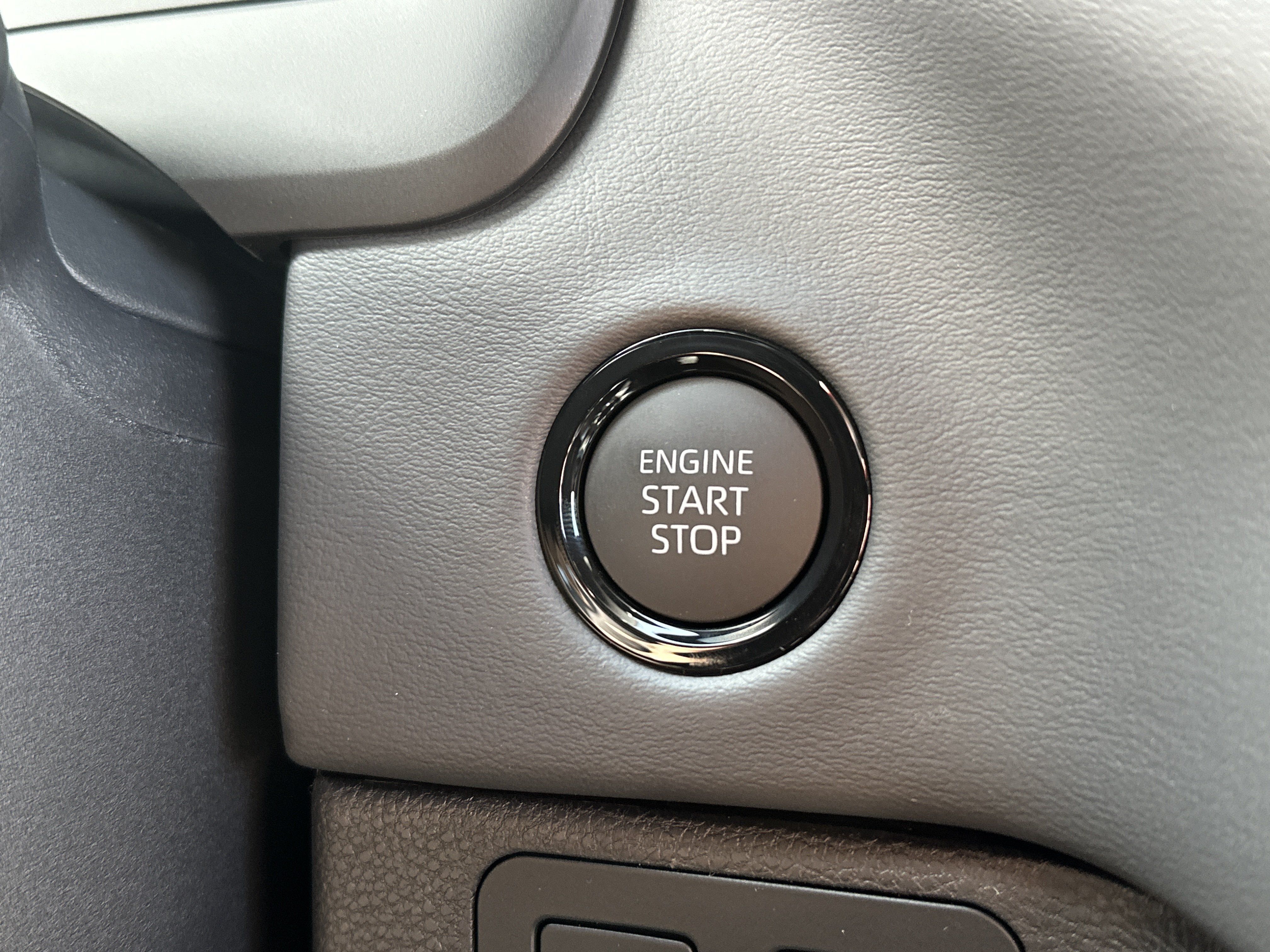 Used 2026 Toyota Tundra Platinum AWD/4WD image 25