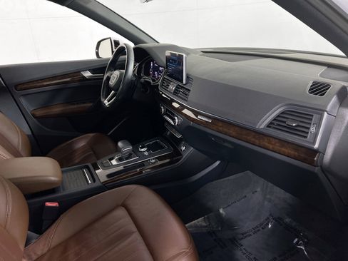 Used 2019 Audi Q5 Premium Plus w/ Premium Plus Package image 30