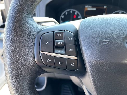 Used 2025 Ford Transit 350 XLT image 29