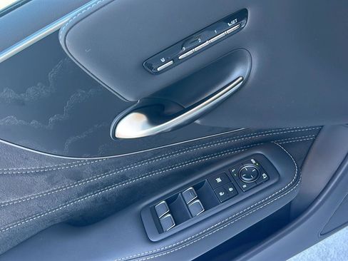 Used 2024 Lexus LS 500 image 33