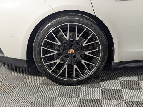 New 2026 Porsche Panamera image 13
