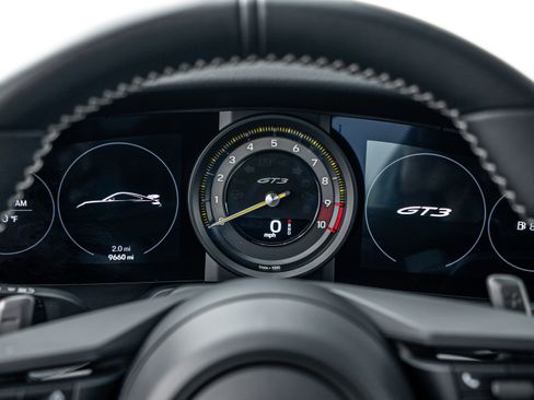Used 2022 Porsche 911 GT3 RWD image 22