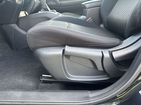 Used 2019 Nissan Rogue S w/ Special Edition Package AWD/4WD image 27