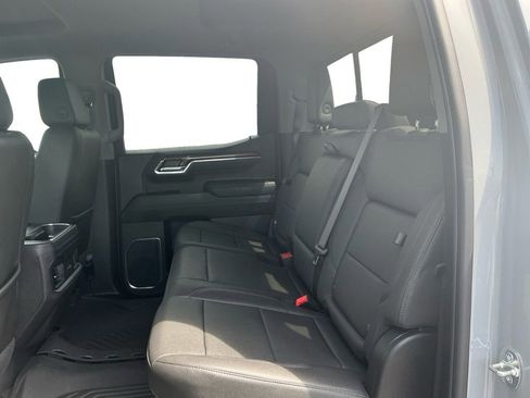 Used 2024 Chevrolet Silverado 1500 LT Trail Boss w/ Convenience Package II AWD/4WD image 21