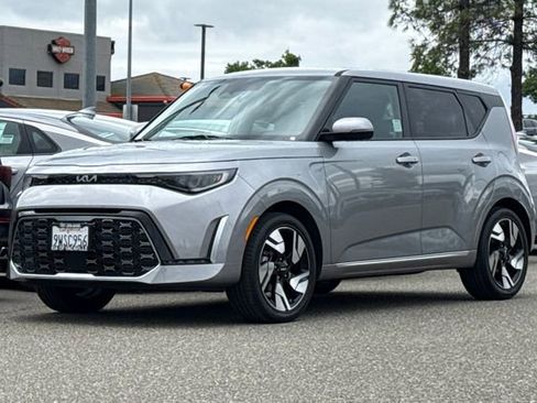 Used 2025 Kia Soul GT-Line w/ GT-Line Technology Package FWD image 10