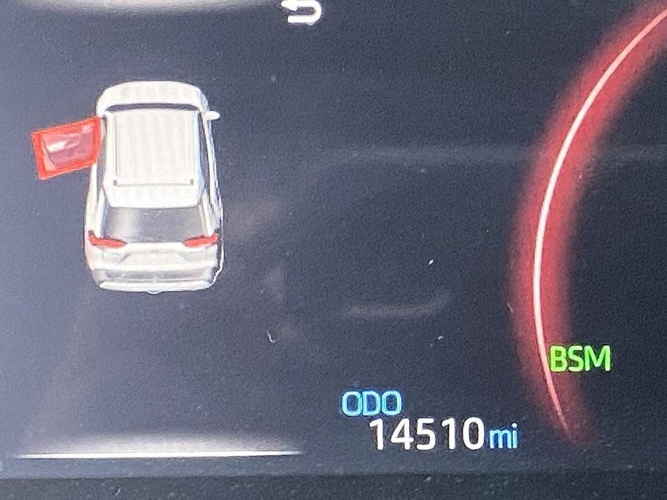 Certified 2025 Toyota RAV4 XLE AWD/4WD image 17