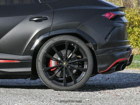 Used 2020 Lamborghini Urus image 5