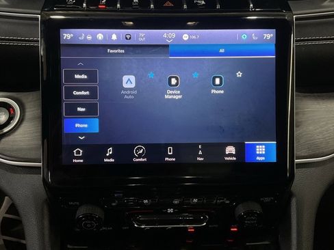 Used 2023 Jeep Grand Cherokee L Limited w/ Luxury Tech Group II image 20