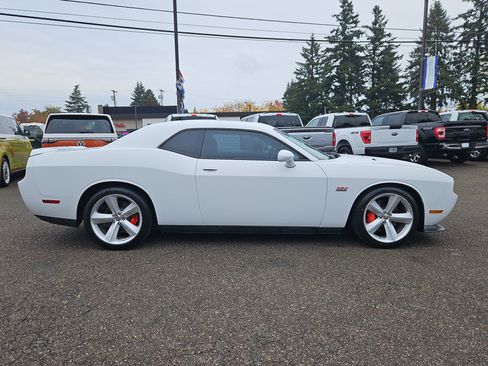 Used 2012 Dodge Challenger SRT8 w/ Premium Sound Group image 6