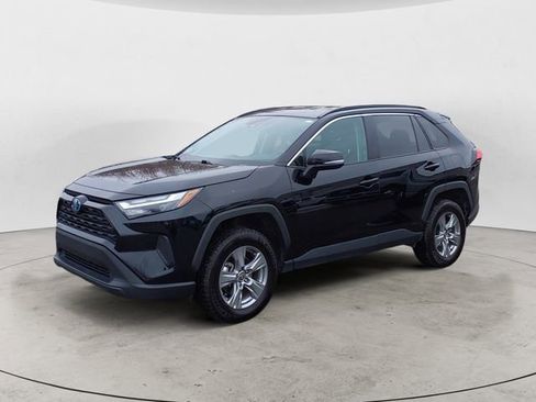 Used 2024 Toyota RAV4 XLE w/ Weather Package image 1