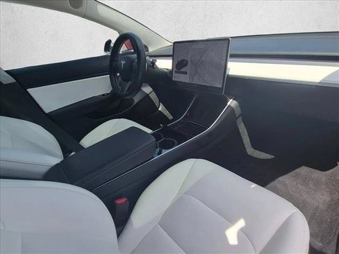 Used 2019 Tesla Model 3 Standard Range Plus RWD image 14