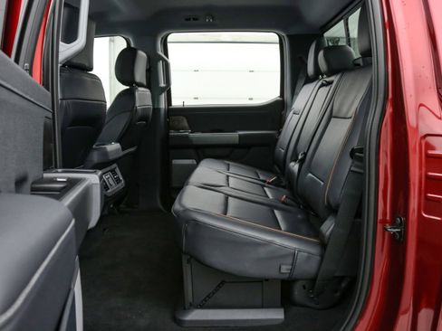 New 2026 Ford F250 Lariat w/ Black Appearance Package image 19