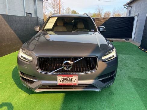 Used 2018 Volvo XC90 T6 Momentum w/ Convenience Package AWD/4WD image 10