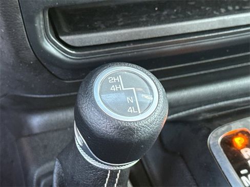 Used 2019 Jeep Wrangler Unlimited Sahara w/ Safety Group image 32