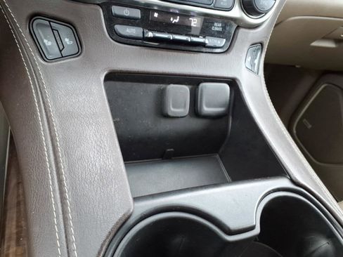 Used 2018 Chevrolet Tahoe LT image 23