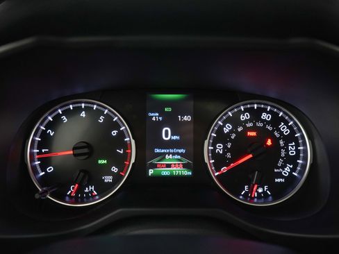 Used 2019 Toyota RAV4 XLE w/ Convenience Package image 25