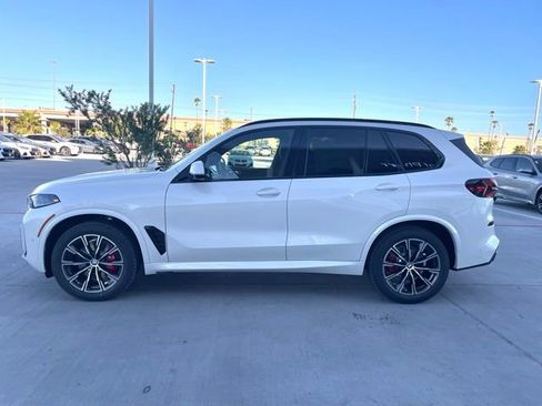 New 2026 BMW X5 sDrive40i w/ M Sport Package RWD image 3