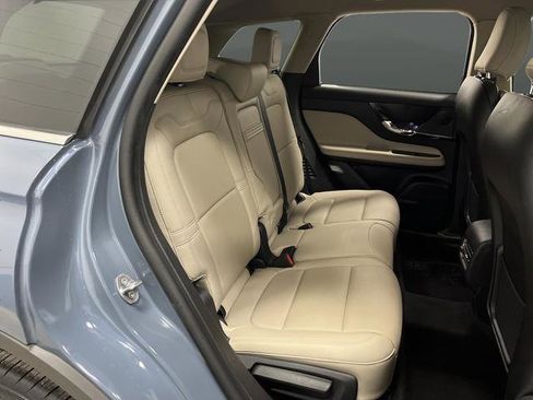 Used 2025 Lincoln Corsair Reserve w/ Towing Package image 31