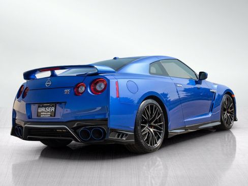 Used 2023 Nissan GT-R Premium AWD/4WD image 5