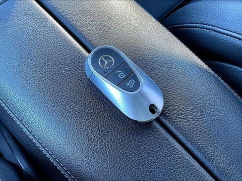 Certified 2023 Mercedes-Benz GLC 300 300 image 37