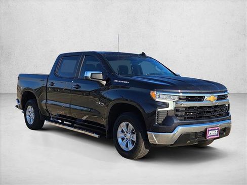 Used 2024 Chevrolet Silverado 1500 LT RWD image 3