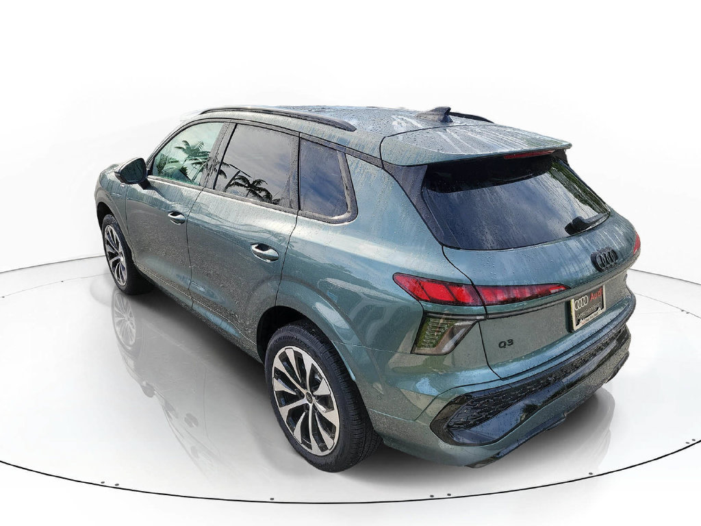 New 2026 Audi Q3 quattro 2.0T AWD/4WD image 3
