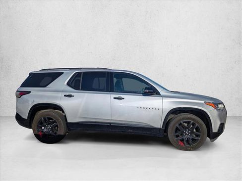 Used 2020 Chevrolet Traverse Premier w/ Redline Edition AWD/4WD image 4