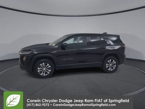 Used 2026 Chevrolet Equinox LT FWD image 8