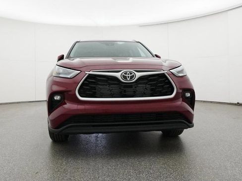 New 2026 Toyota Highlander XLE image 24