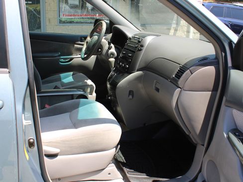 Used 2008 Toyota Sienna LE FWD image 14