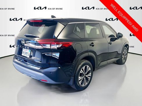 Used 2023 Nissan Rogue SV AWD/4WD image 7