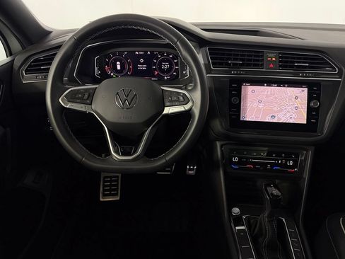 Used 2023 Volkswagen Tiguan SEL R-Line AWD/4WD image 14