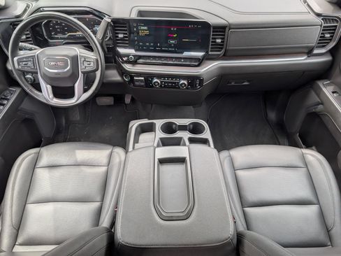 Used 2025 GMC Sierra 1500 SLT AWD/4WD image 5