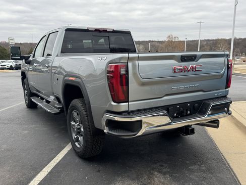 New 2025 GMC Sierra 2500 SLT w/ SLT Premium Package image 3