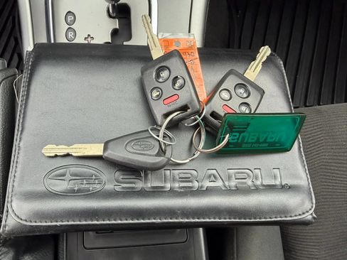 Used 2008 Subaru Outback 2.5i L.L. Bean AWD/4WD image 37
