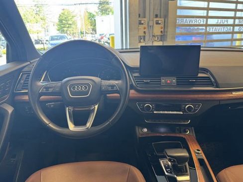 Certified 2022 Audi Q5 2.0T Premium w/ Convenience Package AWD/4WD image 12